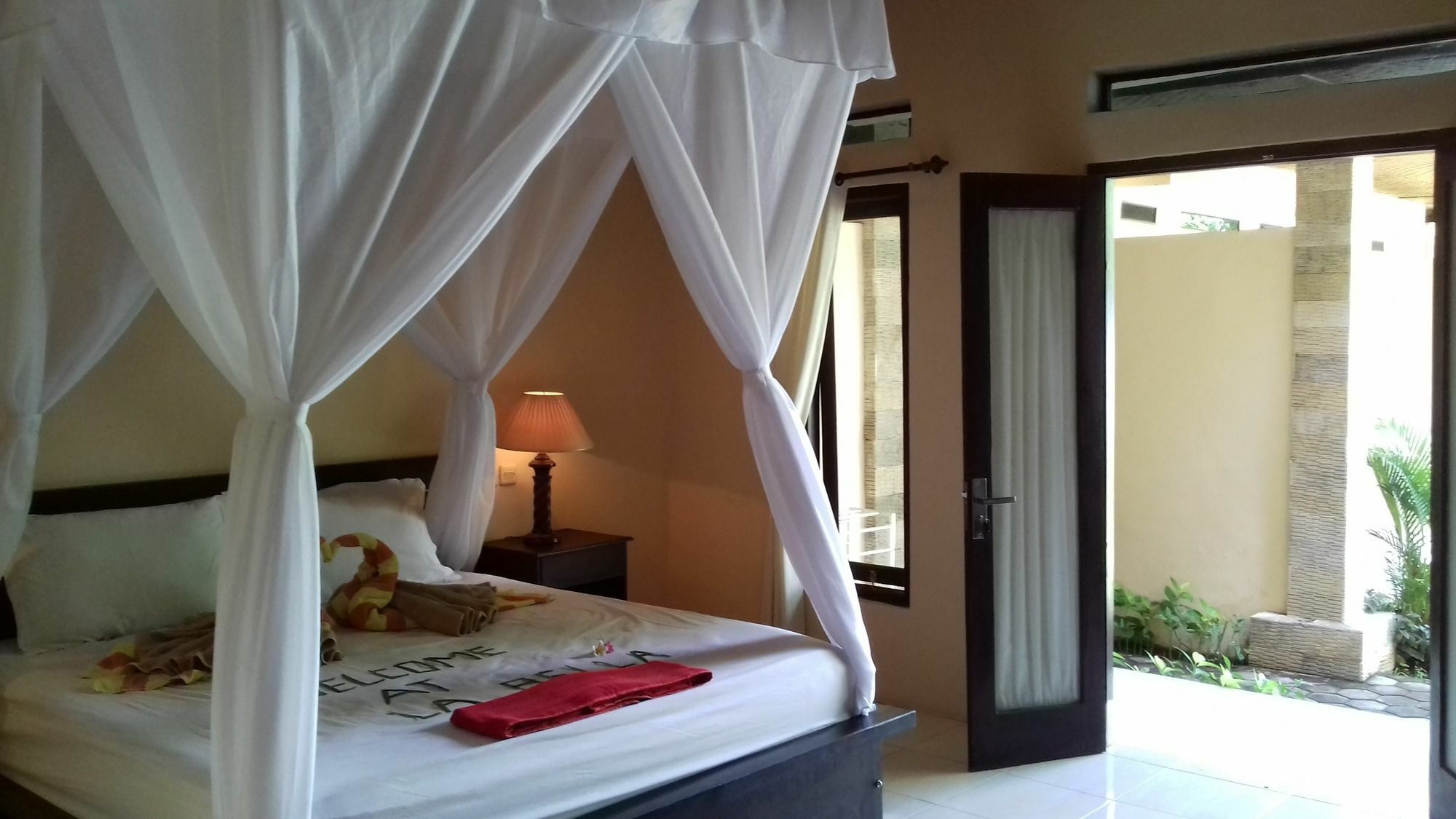 La Bella Guest House Pemuteran Exteriér fotografie